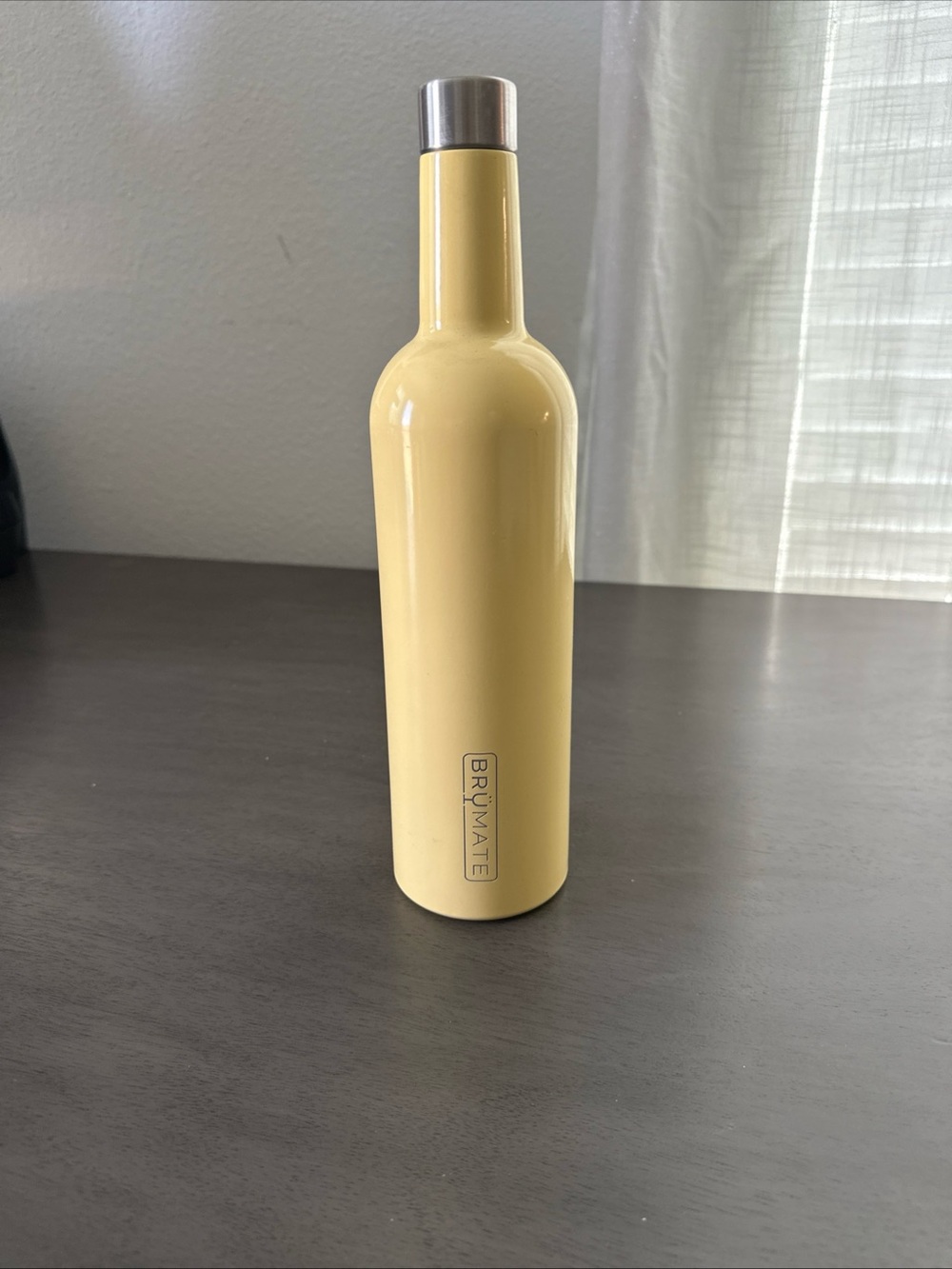 Brumate Daisy Yellow Insulated Wine Bottle